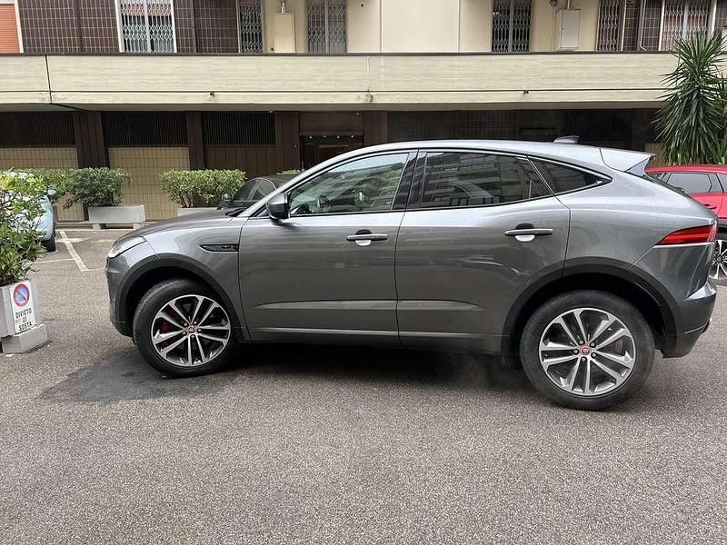 Usata Jaguar E-Pace R-Dynamic 150 CV (110 kW) 2020 Grigio SUV