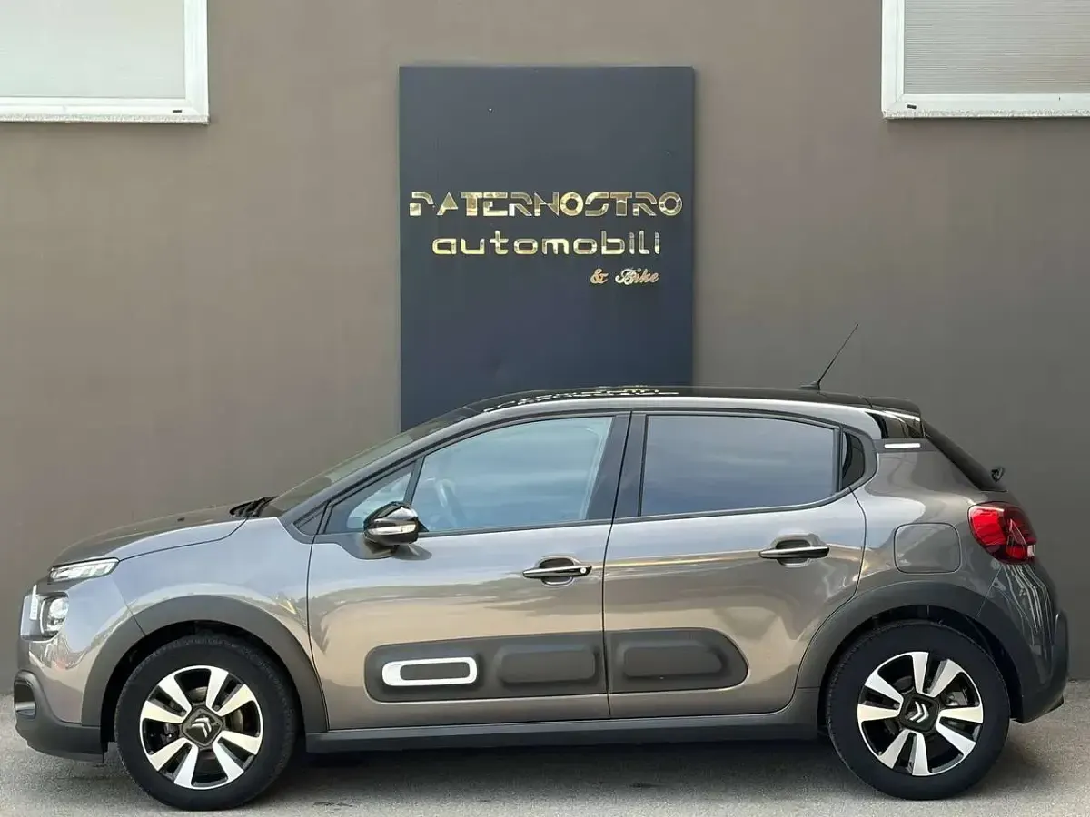 Usata Citroën C3 PureTech 110 CV (80 kW) 2024 Grigio Berlina