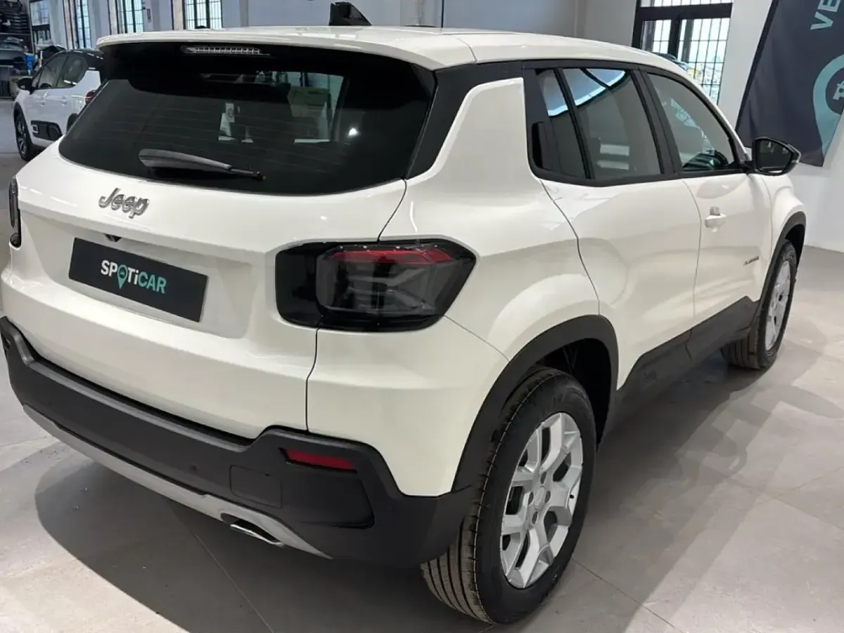 Nuova Jeep Avenger Altitude 101 CV (74 kW) 2026 Bianco SUV
