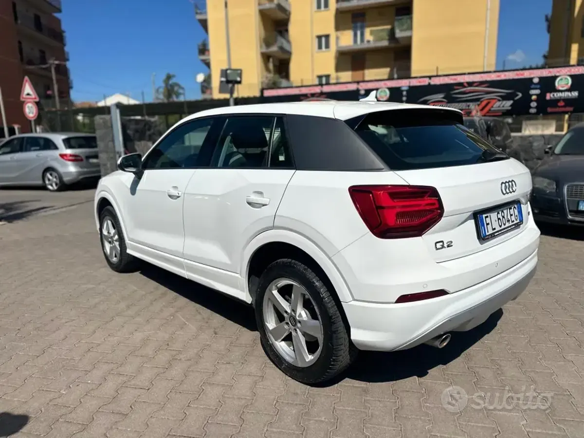 Usata Audi Q2 Sport 116 CV (85 kW) 2018 Bianco SUV