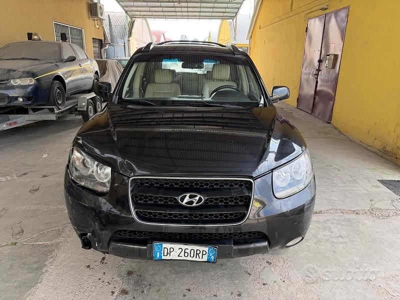 Usata Hyundai Santa Fe Dynamiq 155 CV (114 kW) 2008 Nero SUV