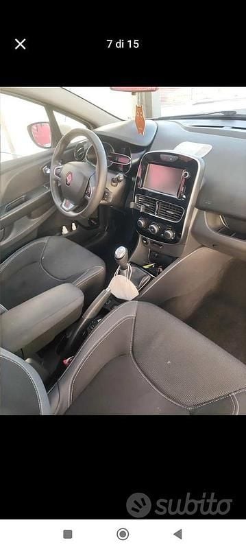 Usata 2016 Renault Clio IV Tre volumi | 6000 € (Super prezzo) - Immagine 1/4
