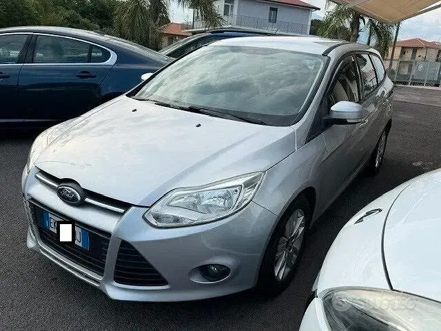 Usata Ford Focus Titanium 115 CV (84 kW) 2014 Grigio Station wagon
