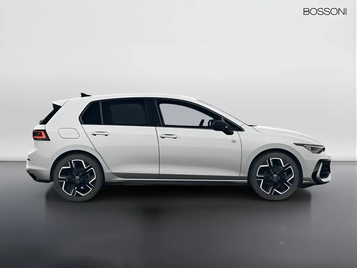 Nuova VW Golf VIII R-line Plus 150 CV (110 kW) 2026 Bianco Berlina