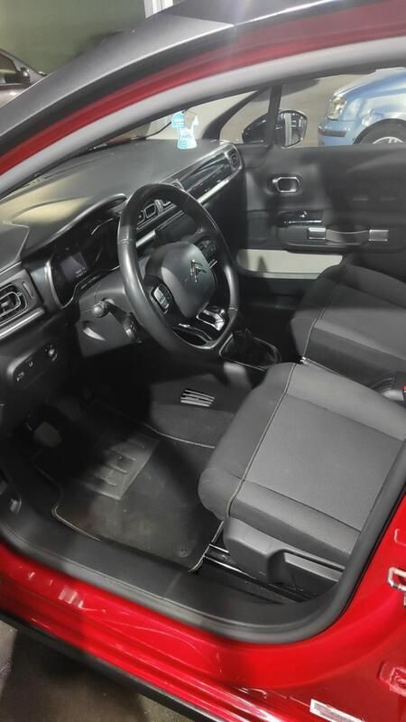 Usata Citroën C3 Shine 102 CV (75 kW) 2019 Rosso Utilitaria