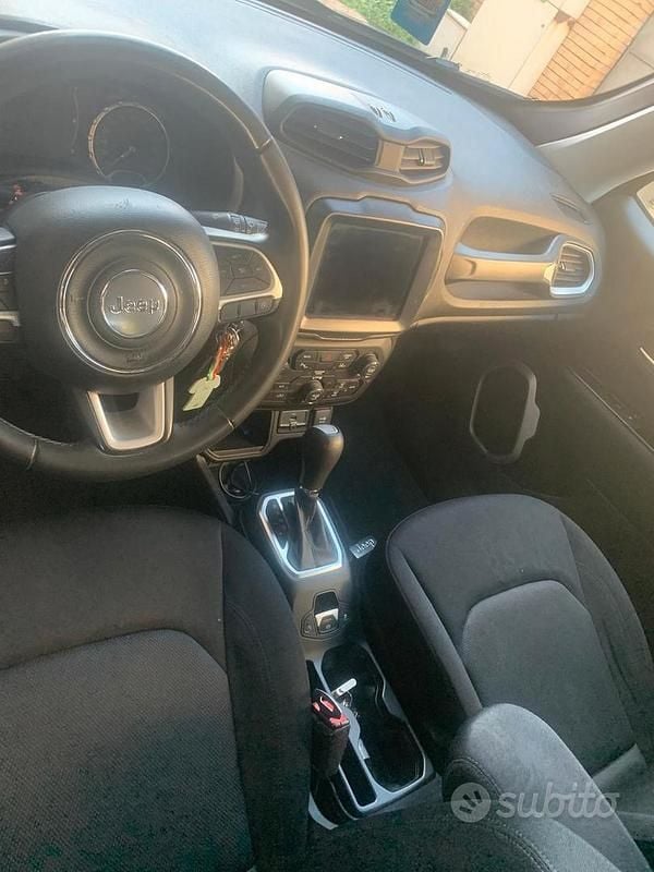 Usata Jeep Renegade 120 CV (88 kW) 2018 Nero SUV
