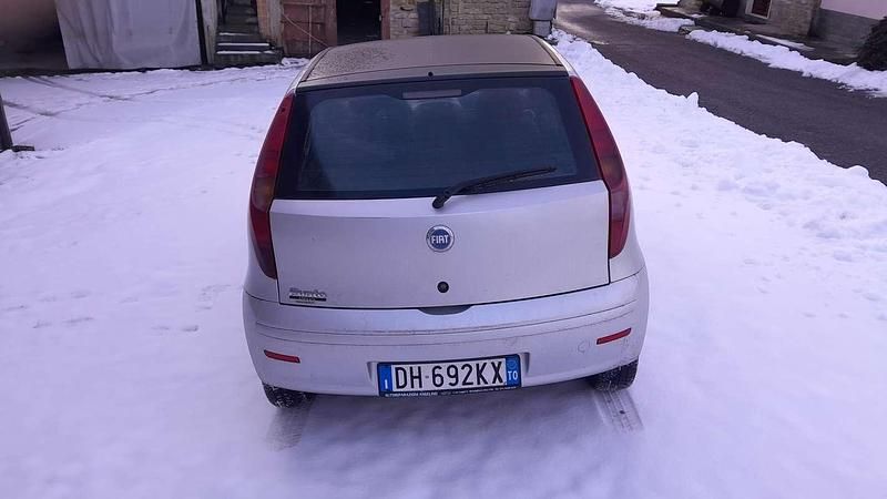 Usata Fiat Punto Classica 60 CV (44 kW) 2007 Argento Berlina
