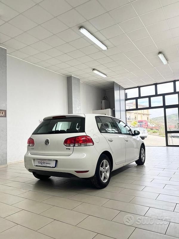 Usata VW Golf VII Trendline 105 CV (77 kW) 2012 Bianco Berlina