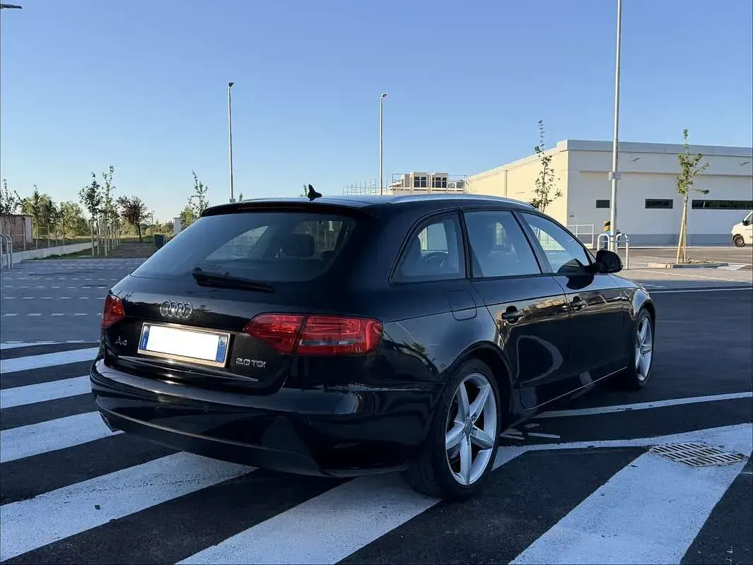 Usata Audi A4 Advanced Plus 143 CV (105 kW) 2010 Nero Station wagon
