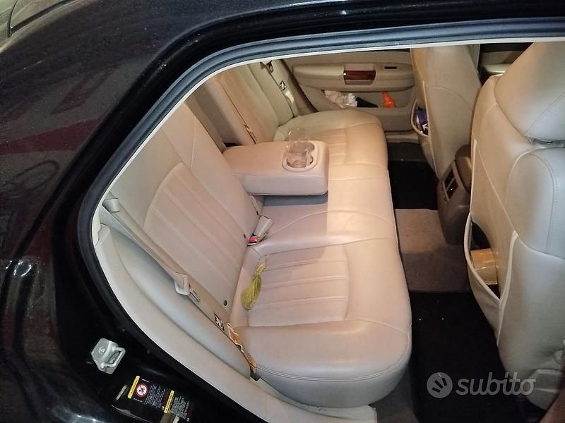 Usata Chrysler 300C 2008 Nero Berlina