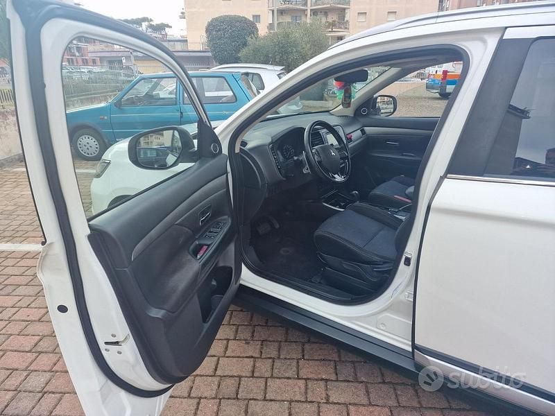 Usata Mitsubishi Outlander 2017 Bianco SUV