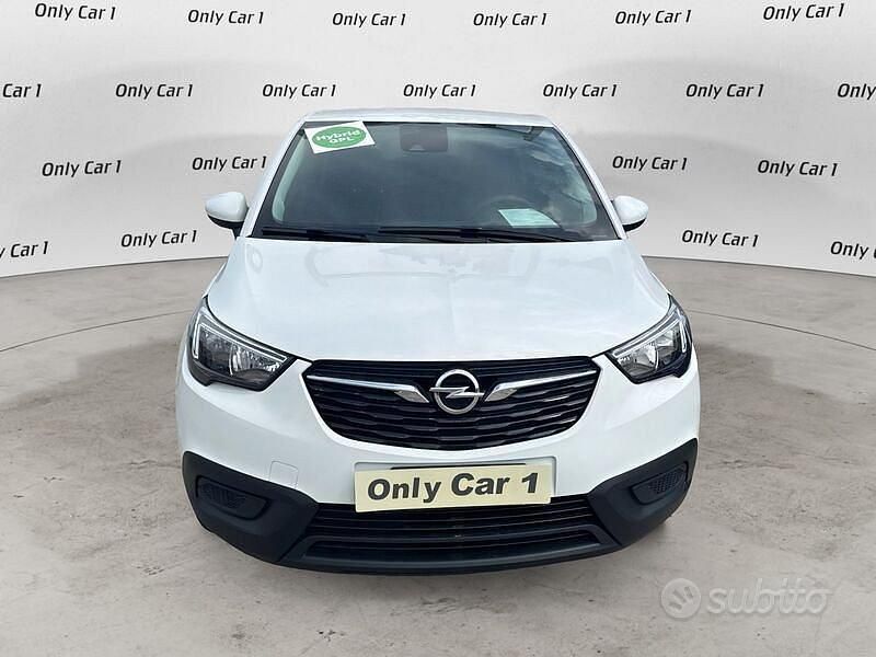 Bianco Usata 2017 Opel Crossland X SUV | 9890 € (Buon prezzo) - Immagine 1/4
