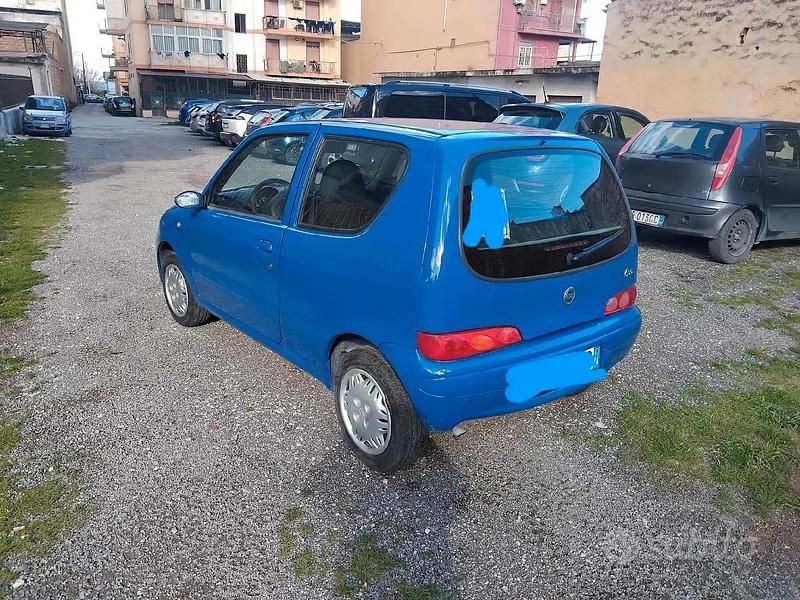 Usata Fiat 600 2002 Blu Berlina