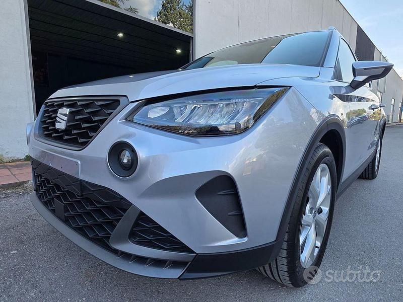 Usata Seat Arona FR 90 CV (66 kW) 2021 Grigio SUV