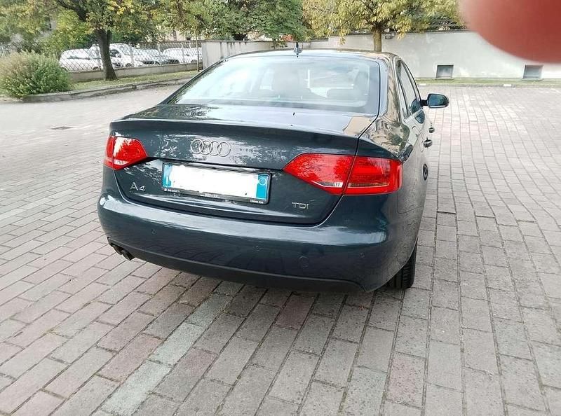 Usata Audi A4 Advanced Plus 143 CV (105 kW) 2011 Grigio Berlina