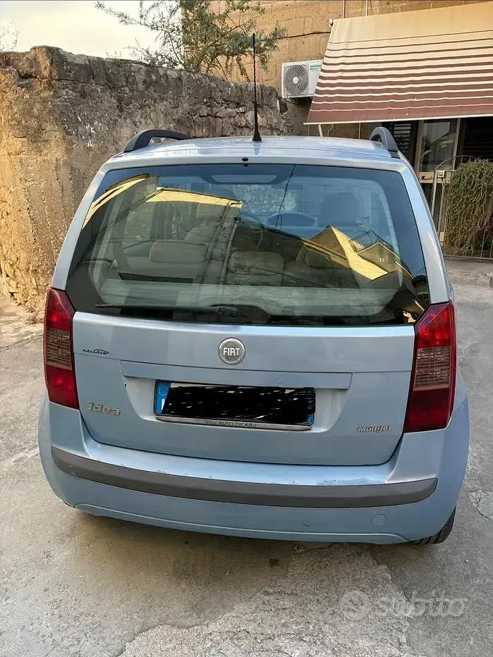 Usata Fiat Idea 69 CV (50 kW) 2005 Blu Monovolume