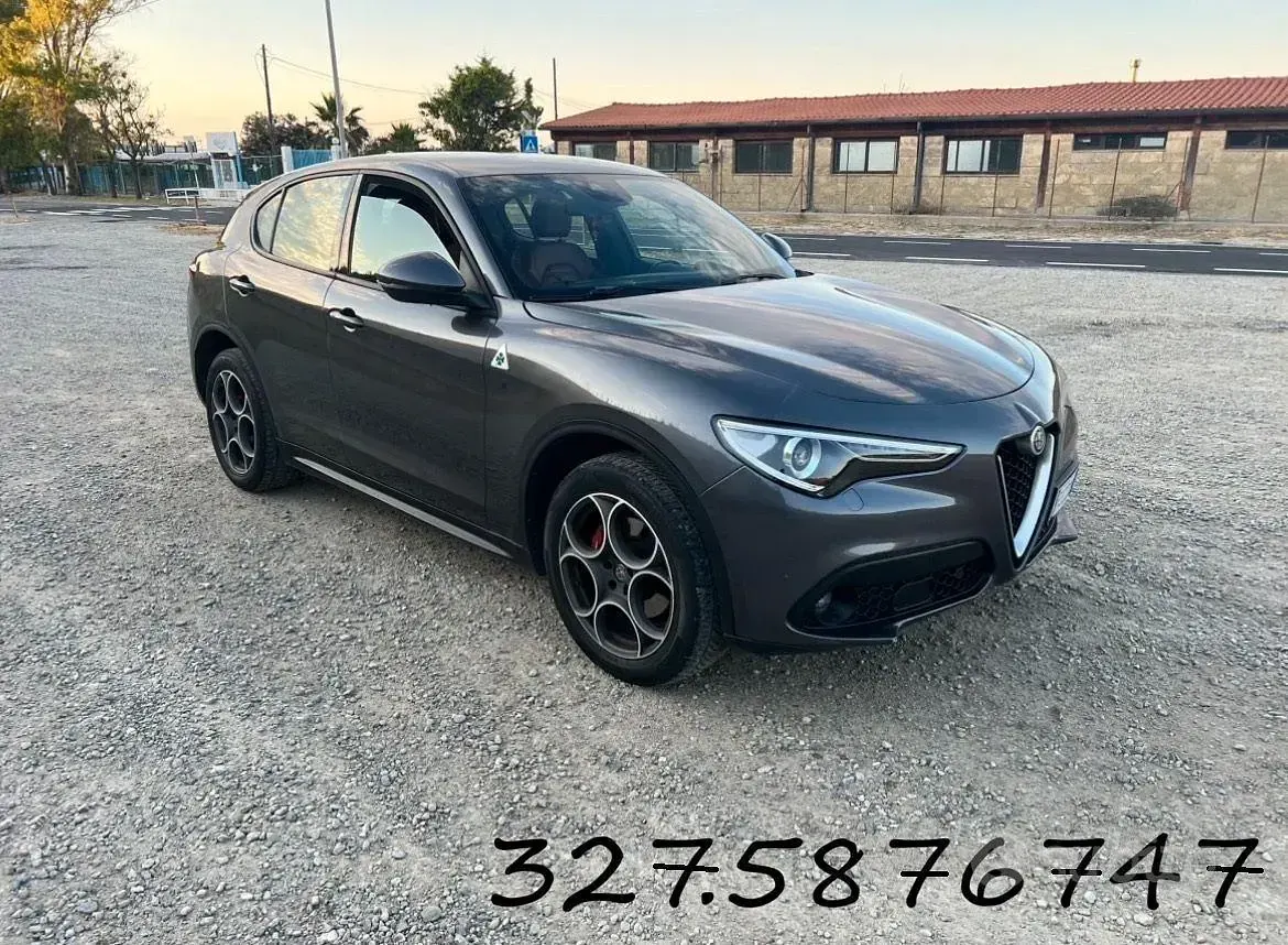Usata Alfa Romeo Stelvio 210 CV (154 kW) 2017 Grigio SUV