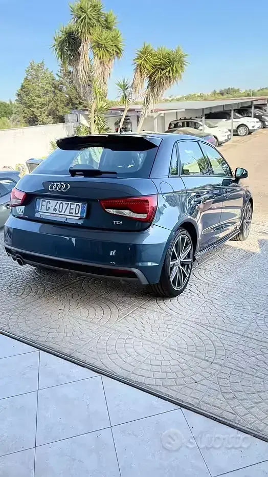 Usata Audi A1 Premium 90 CV (66 kW) 2017 Blu Utilitaria