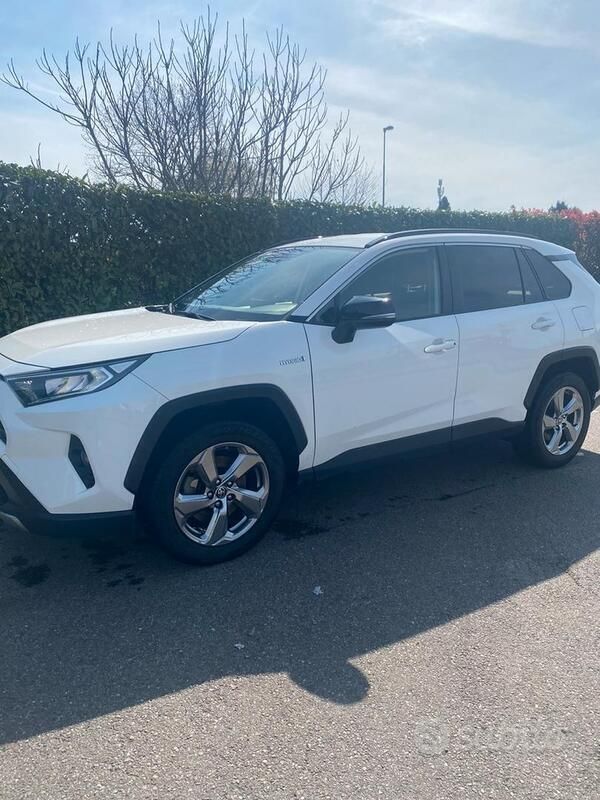 Bianco Usata 2020 Toyota RAV4 Hybrid SUV | 20.500 € (Super prezzo) - Immagine 1/4