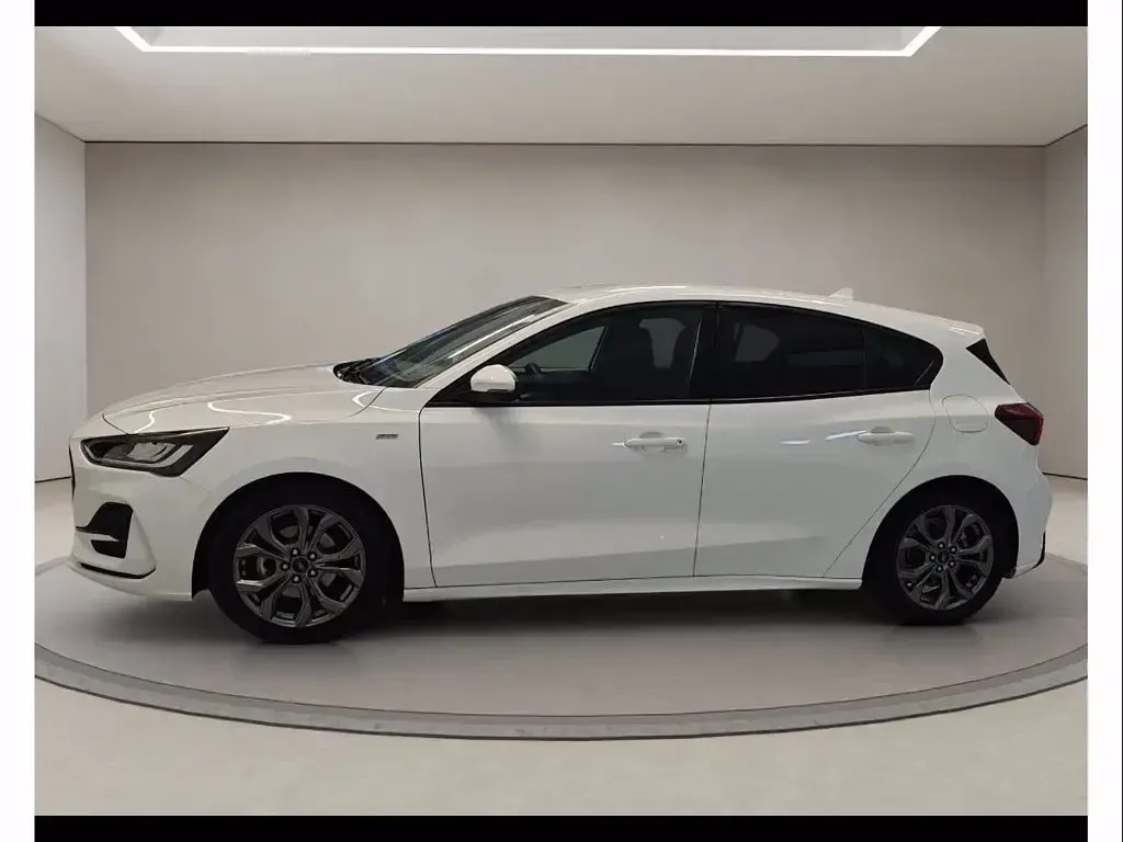 Usata Ford Focus ST-Line X 116 CV (85 kW) 2023 Bianco Berlina