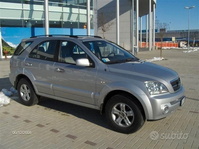 Usata Kia Sorento 140 CV (102 kW) 2006 Argento SUV