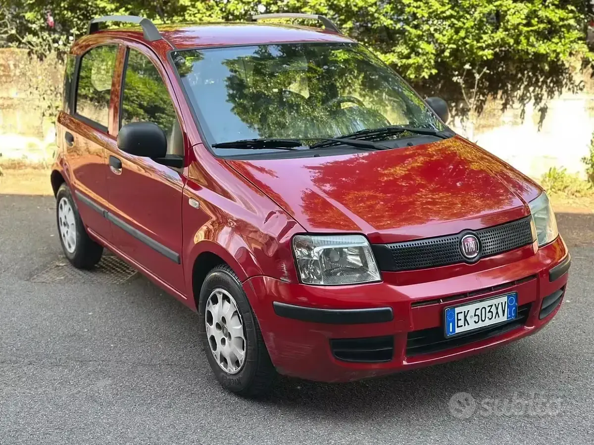 Usata Fiat Panda Emotion 69 CV (50 kW) 2012 Rosso Utilitaria