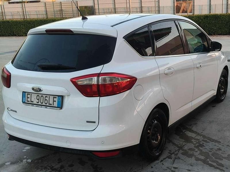 Usata Ford C-MAX Titanium 116 CV (85 kW) 2012 Bianco Monovolume