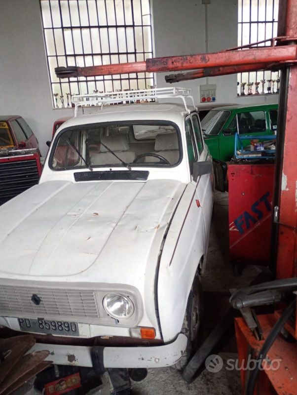 Bianco Usata 1987 Renault R4 Tre volumi | 3000 € - Immagine 1/4