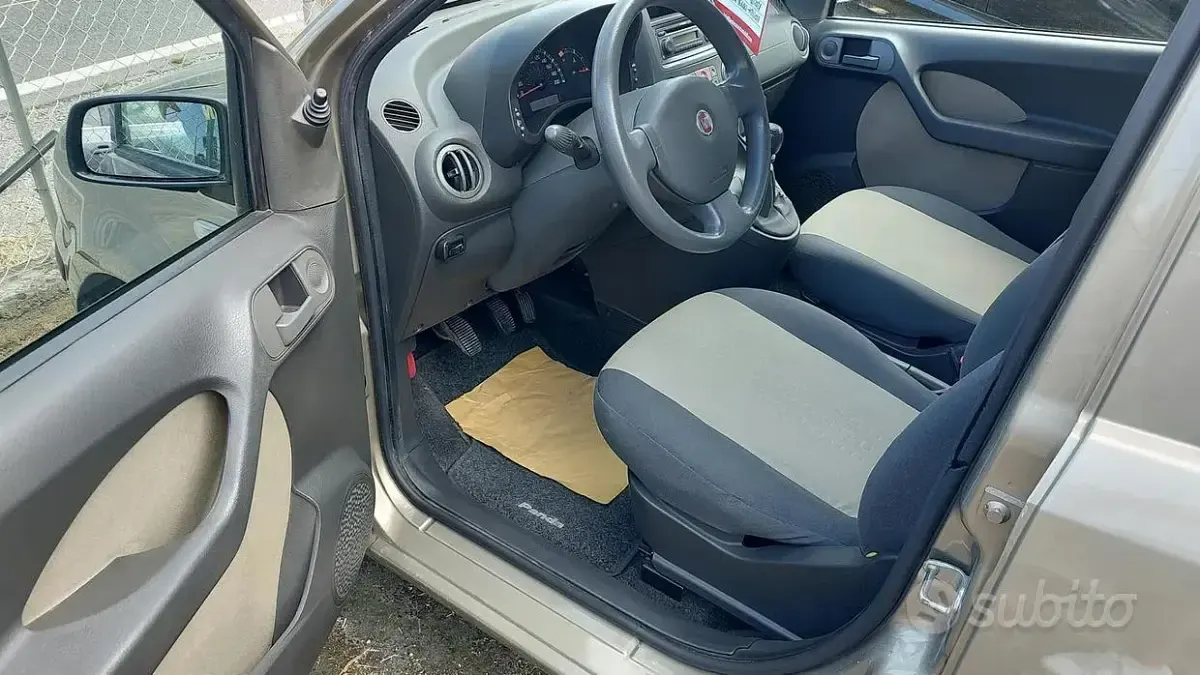 Usata Fiat Panda Climbing 60 CV (44 kW) 2008 Giallo Utilitaria
