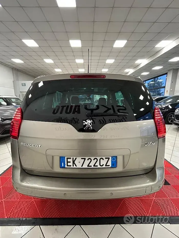 Usata Peugeot 5008 Allure 150 CV (110 kW) 2011 Beige Monovolume