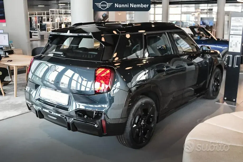 Nuova Mini Aceman 135 kW (184 CV) 2026 Grigio SUV