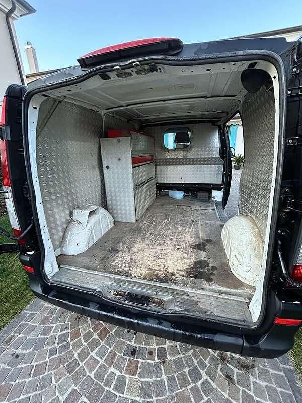 Usata Mercedes Vito 150 CV (110 kW) 2009 Furgone