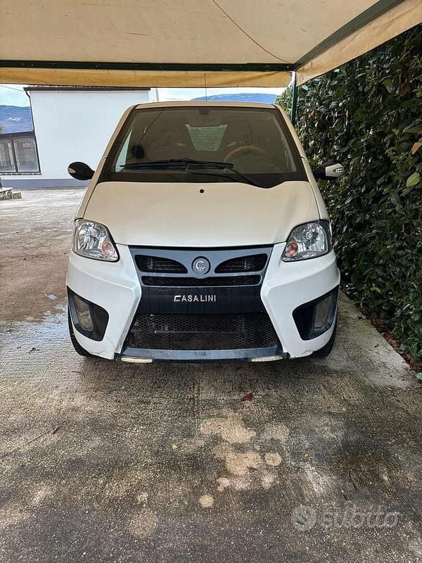 Bianco Usata 2014 Casalini M12 Tre volumi | 4000 € - Immagine 1/4