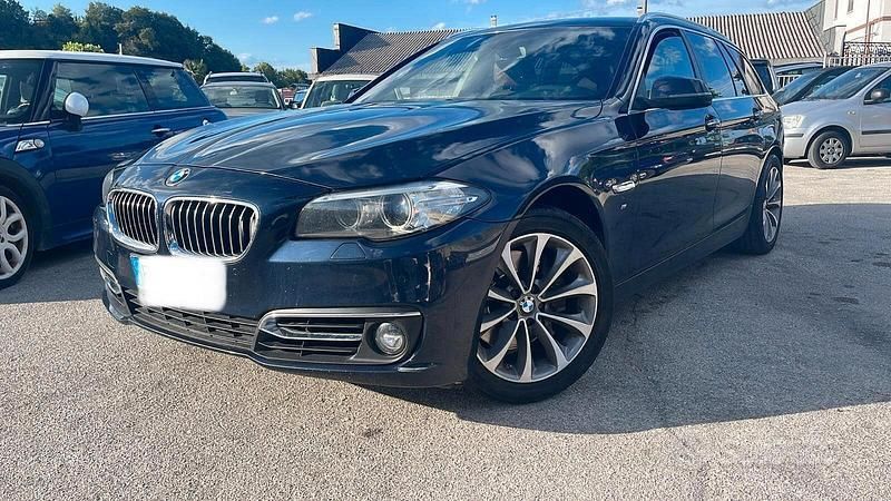 Blu Usata 2015 BMW 525 Luxury Line Station wagon | 14.500 € (Molto cara) - Immagine 1/4