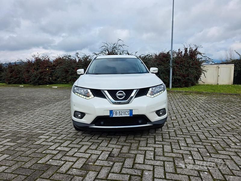 Usata Nissan X-Trail Acenta 131 CV (96 kW) 2015 Bianco SUV