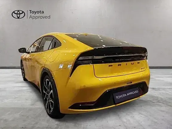 Nuova Toyota Prius Lounge 151 CV (111 kW) 2025 Giallo Utilitaria