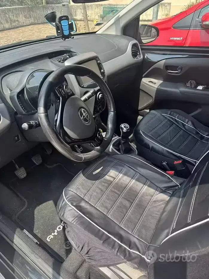 Usata Toyota Aygo 72 CV (52 kW) 2020 Utilitaria