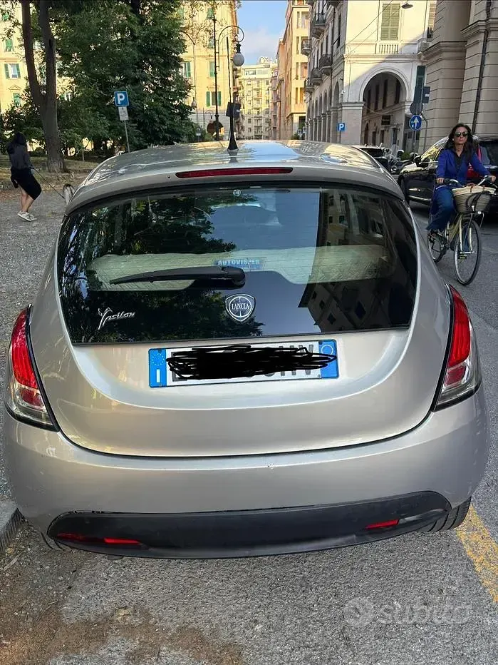 Usata Lancia Ypsilon 95 CV (69 kW) 2011 Utilitaria