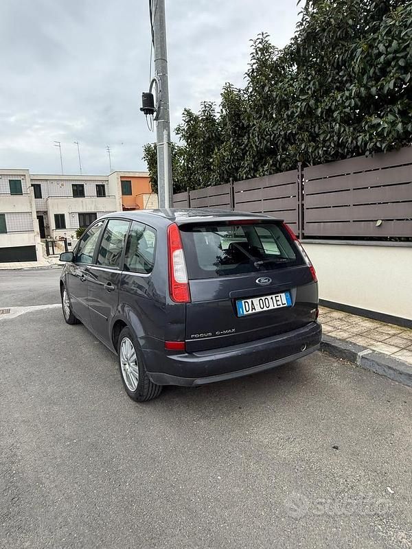 Usata Ford C-MAX 2006 Grigio Monovolume