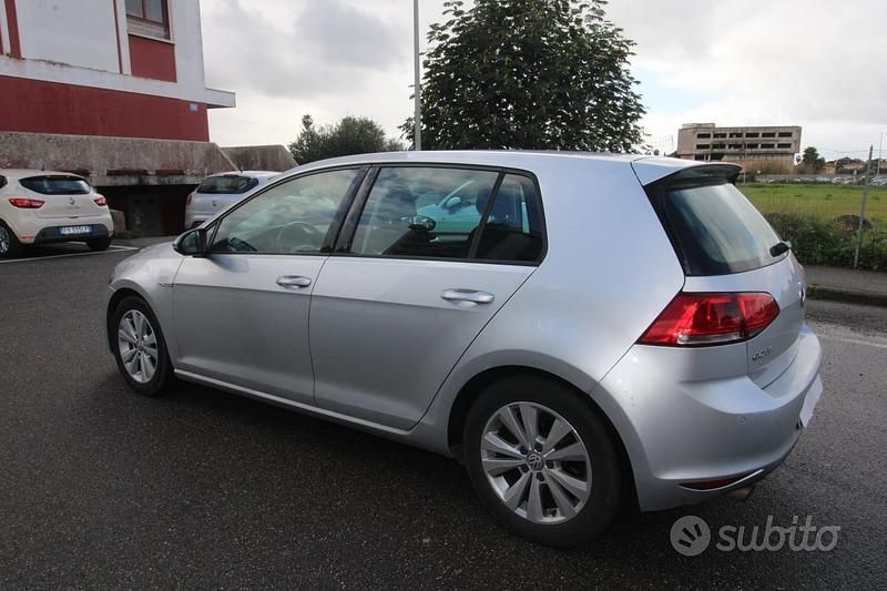 Usata VW Golf VII Business 116 CV (85 kW) 2015 Grigio Berlina