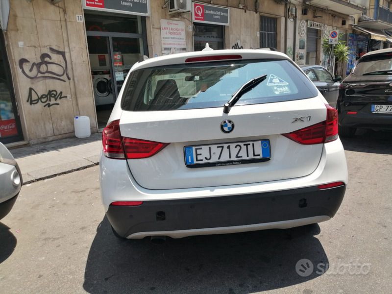 Usata BMW X1 150 CV (110 kW) 2011 Bianco SUV