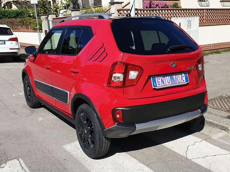 Usata Suzuki Ignis 90 CV (66 kW) 2017 Rosso SUV
