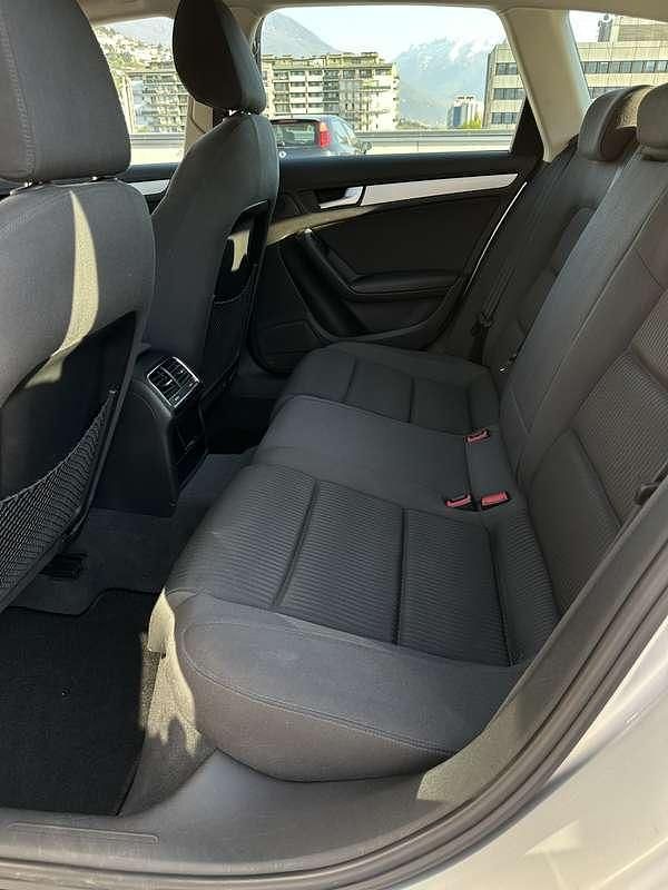 Käytetty Audi A4 Ambiente 170 HP (125 kW) 2012 Farmari