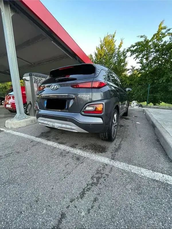 Usata Hyundai Kona Xpossible 120 CV (88 kW) 2018 Grigio SUV