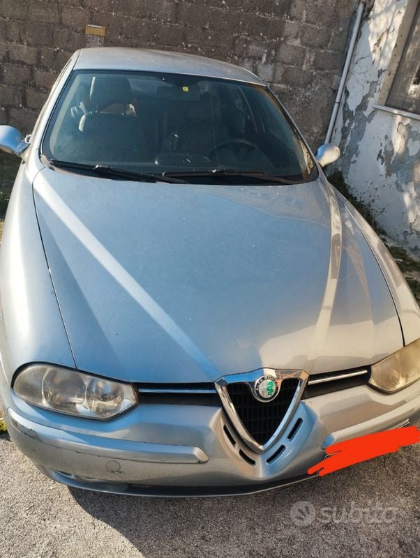 Usata Alfa Romeo 156 140 CV (102 kW) 2003 Blu Berlina