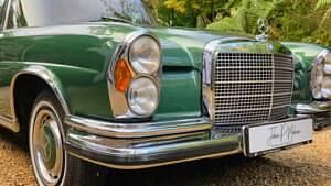 Usado Mercedes 280 SE 200 CV (147 kW) 1970 Verde Coupe