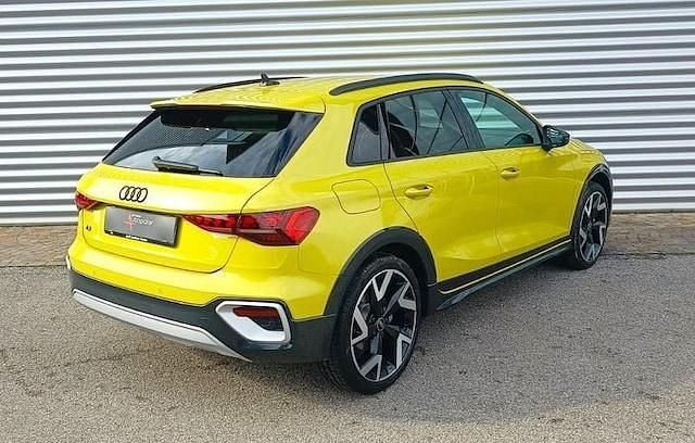 Usata Audi A3 Comfort 150 CV (110 kW) 2024 Giallo(met.) Berlina