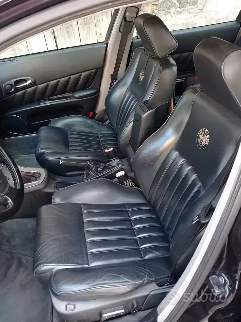 Usata Alfa Romeo 166 190 CV (139 kW) 1998 Nero Berlina