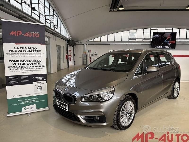 Marrone Usata 2016 BMW 220 Efficient Dynamics Station wagon | 19.300 € (Buon prezzo) - Immagine 1/4
