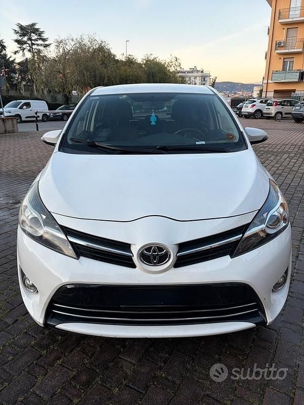 Usata Toyota Verso 2014 Monovolume